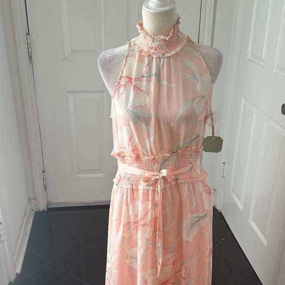 NWT RYEGRASS Women's Dress Peach Floral Sleeveless High Neck Smocked Waist SZ M - Picture 1 of 14